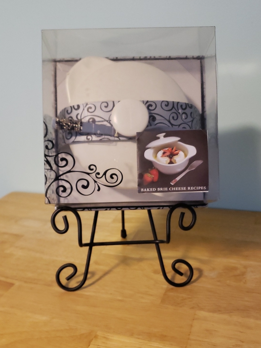 NWOTs Wild Eye Design Brie Cheese Set (#87)